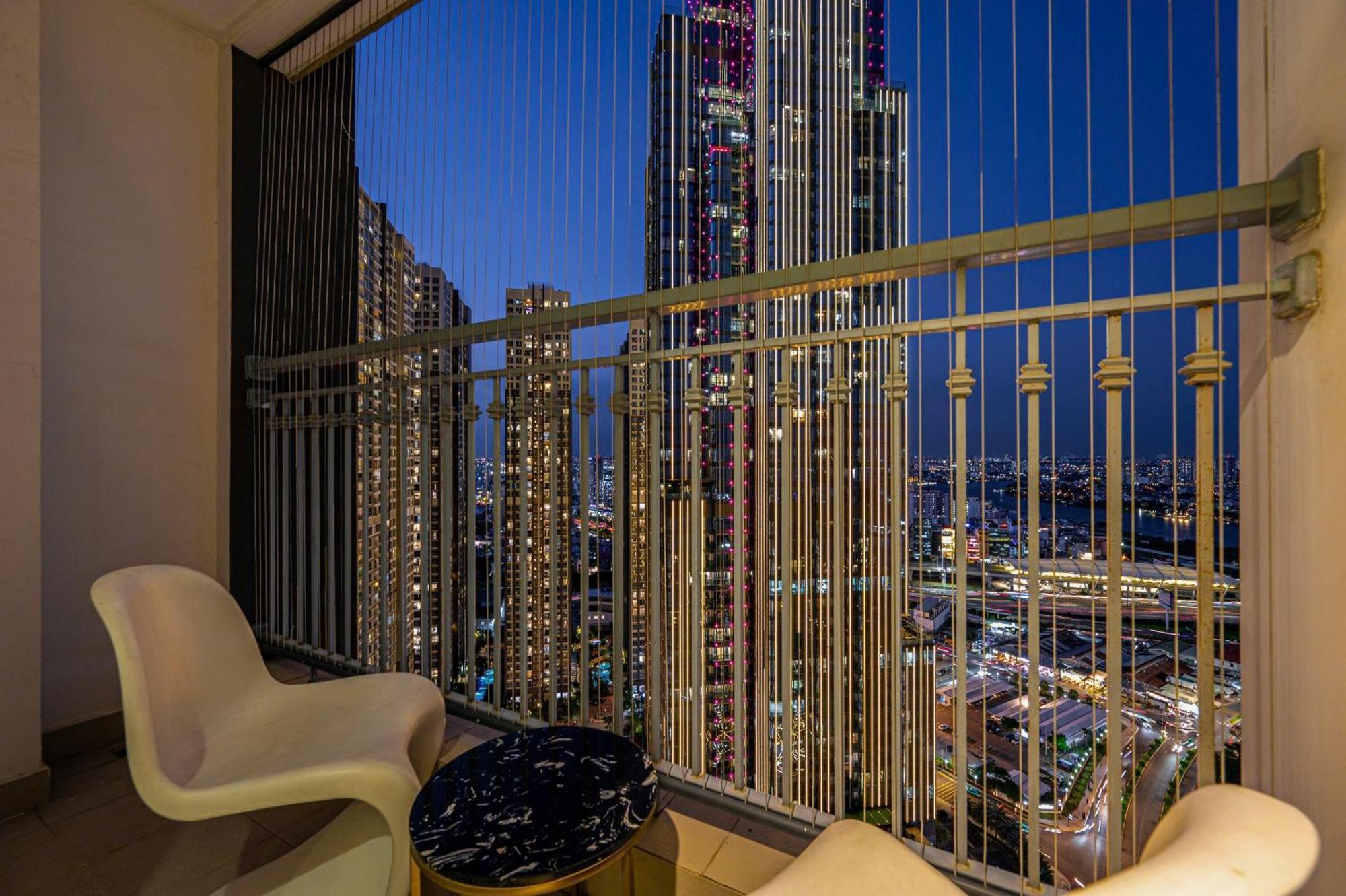 Luxury Apartment At Vinhomes Central Park مدينة هوشي منه المظهر الخارجي الصورة